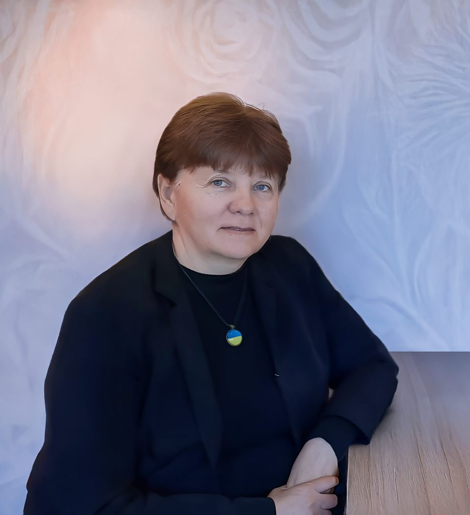 Ніна Кнутас